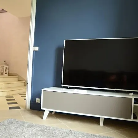 Vaste Maison De 300 M2 En Forme De Bateau Pour 15 L'iliade Casa vacanze *