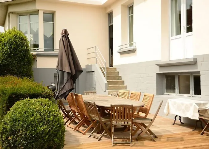 Vaste Maison De 300 M2 En Forme De Bateau Pour 15 L'iliade Port-en-Bessin-Huppain